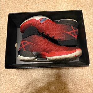 Mens Jordan Retro XXX size 10 original box missing lid